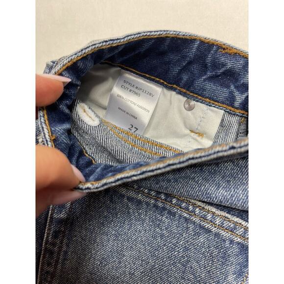 TNR Women’s Jeans Distressed Medium Wash Size 27 Cropped - Picture 10 of 10